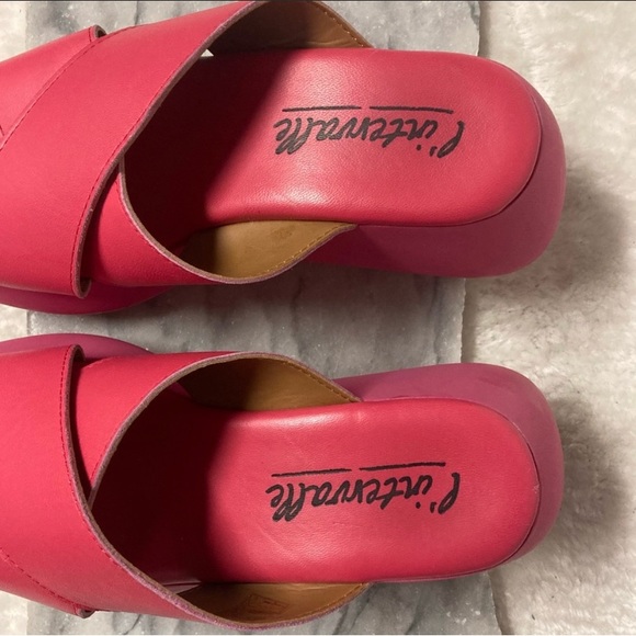 L’Intervalle Platforms Chunky Sandals Slip On Criss Cross Straps Small size 8.5 - Picture 8 of 14